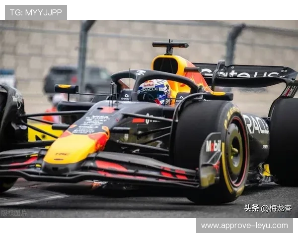 F1赛季最新动态:红牛车队再创辉煌,梅赛德斯迎来技术突破 F1赛季最新动态:红牛车队再创辉煌,梅赛德斯迎来技术突破
