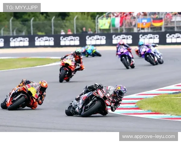 MotoGP赛事迎来激烈角逐 新赛季车手阵容和技术革新引发热议