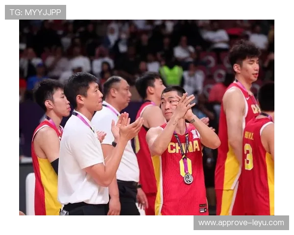 中国男篮力克菲律宾迎来亚洲杯四强之路 艾伦带领球队展现顽强斗志