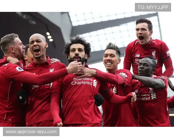 曼城逆转利物浦险胜夺冠 英超积分榜格局生变