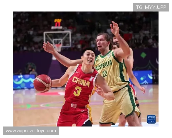 中国男篮逆转战胜菲律宾晋级亚洲杯四强 展现顽强斗志